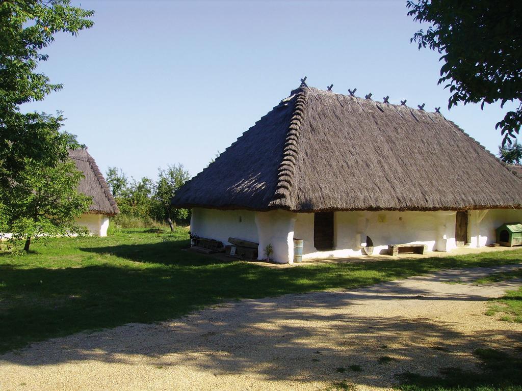Makfa Vendeghaz Hotel Vasvar Exterior photo